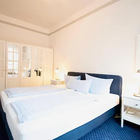 Wilhelma Strandallee 146 Wilhelma 6